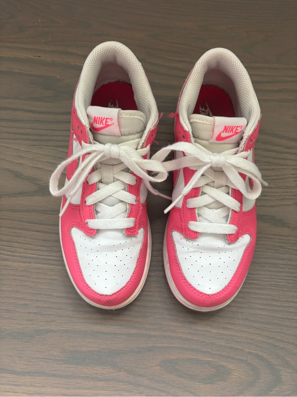 Nike Dunks Kids' Low-Top Sneakers - White and Hot Pink
